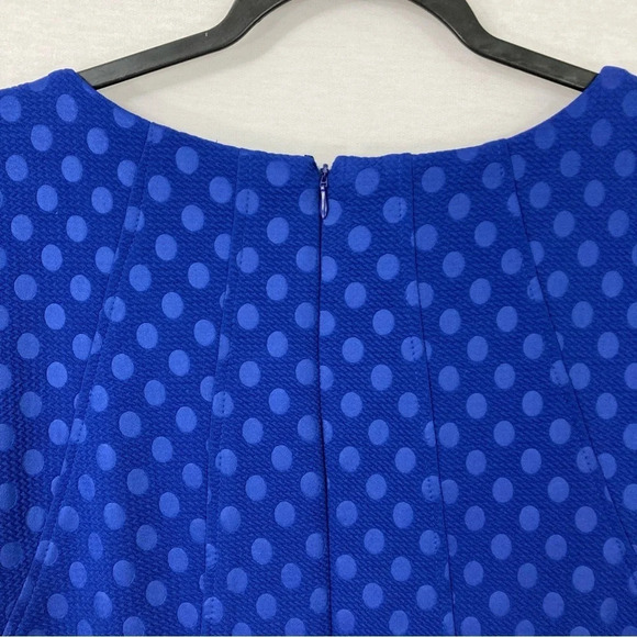 New Avenue Blue Polka Dot Round Neck Short Sleeve Stretch Dress size 22/24 - Picture 9 of 11